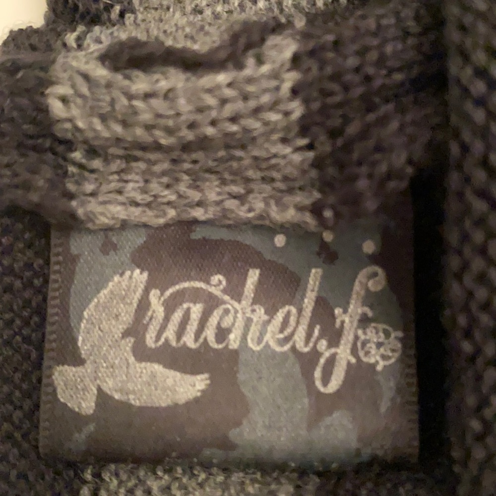 Rachel F Slouchy Toque with Recycled Fur Pom Pom - Picture 7 of 9
